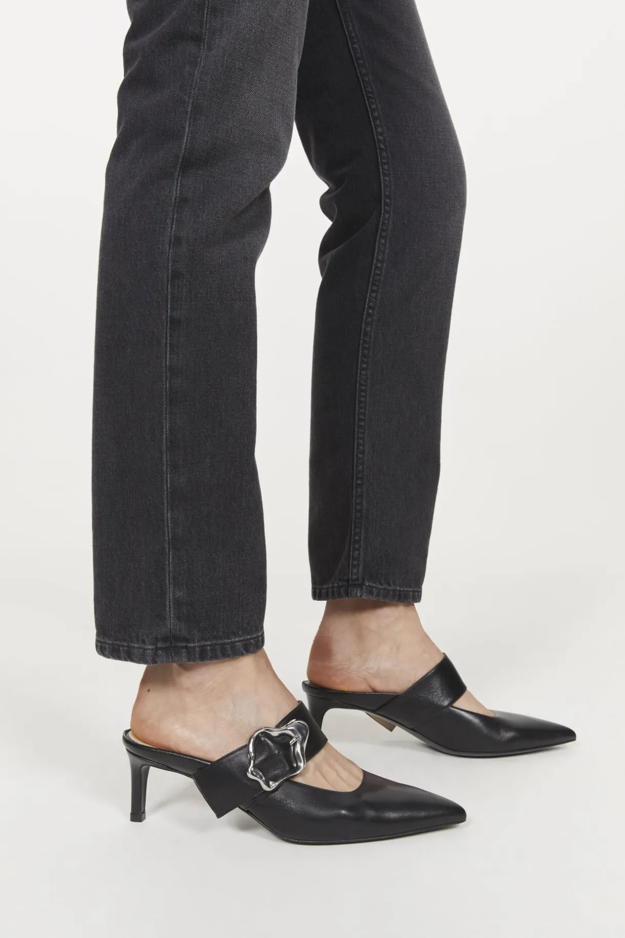 Aurora Coral Pumps^Rodebjer New