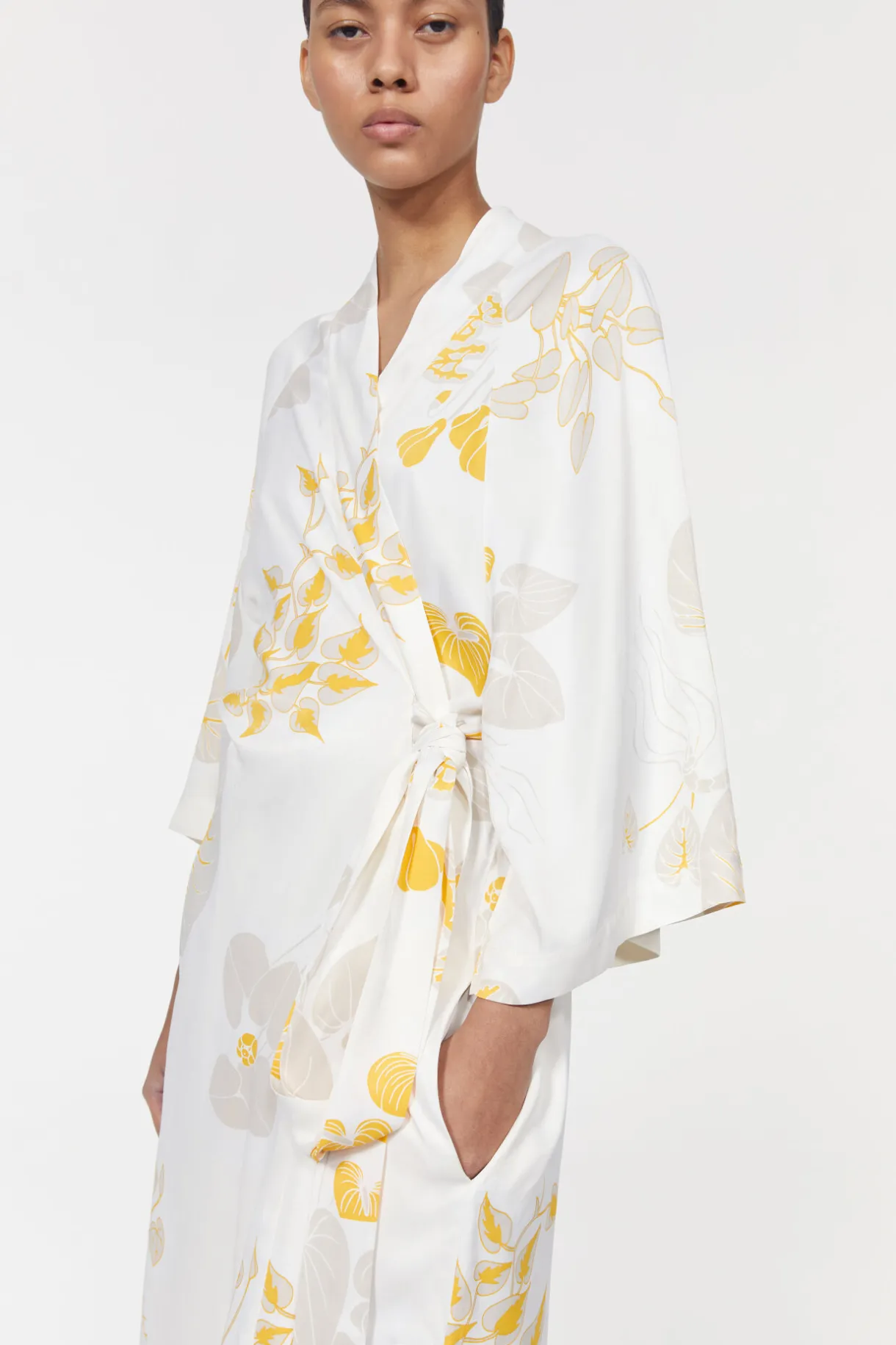 Mabelin Cape Leaf^Rodebjer Clearance